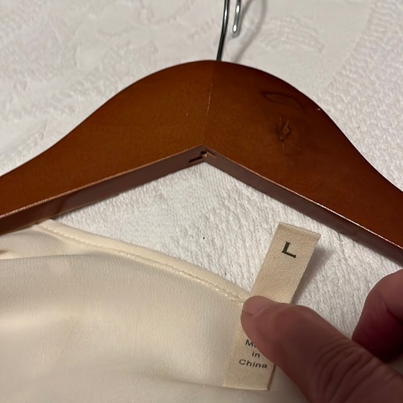 Super cute Tiny rayon dress size large in perfect condition - Picture 3 of 9